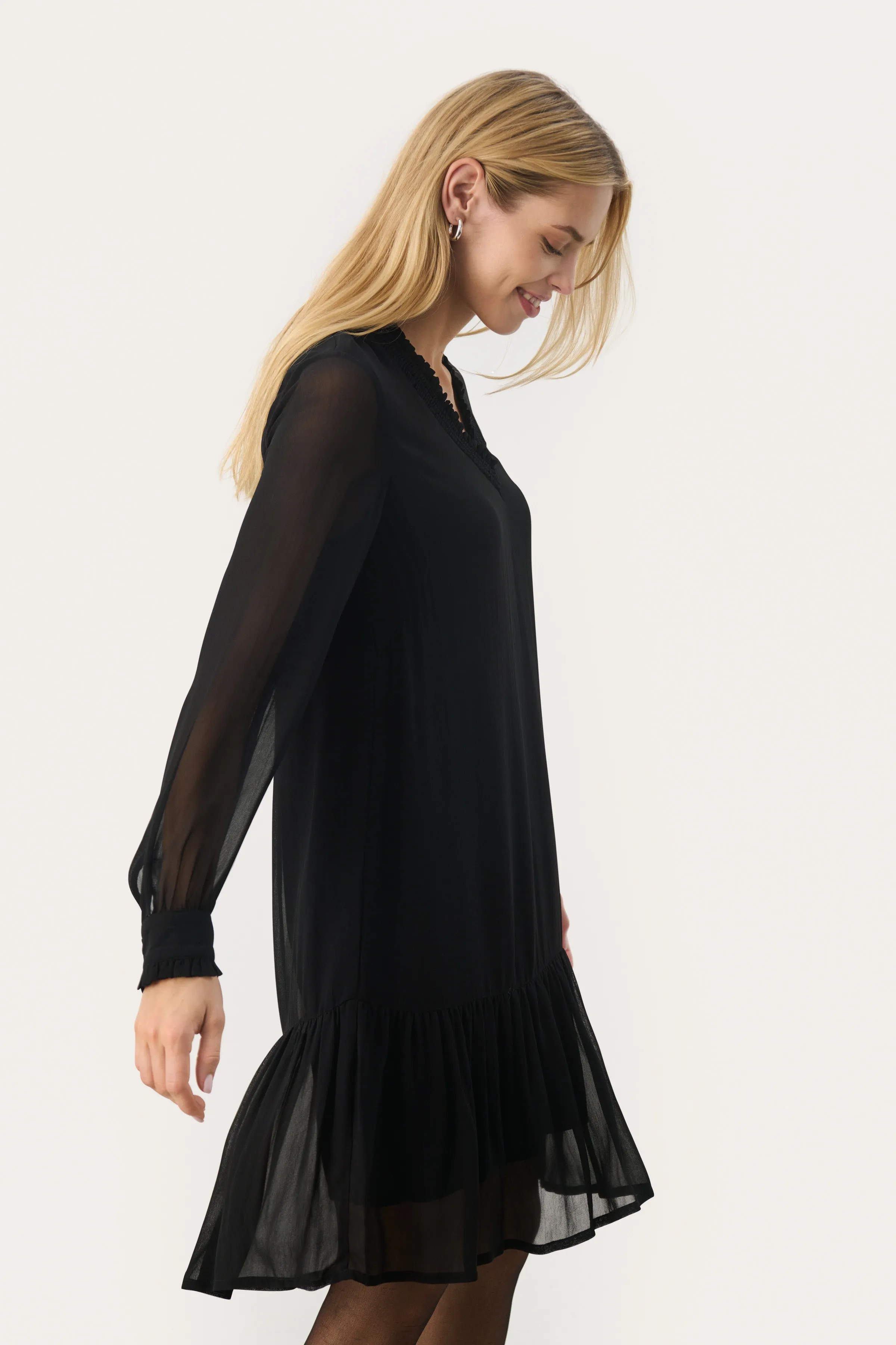 MikaelaPW Kleid