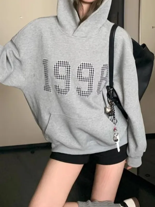 Übergroßer Hoodie mit Straßen-Print